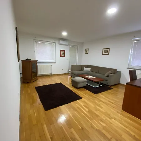 Atelier Ii Apartman * Τούζλα